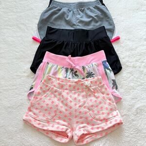 Bundle of girls shorts size 6-7 years